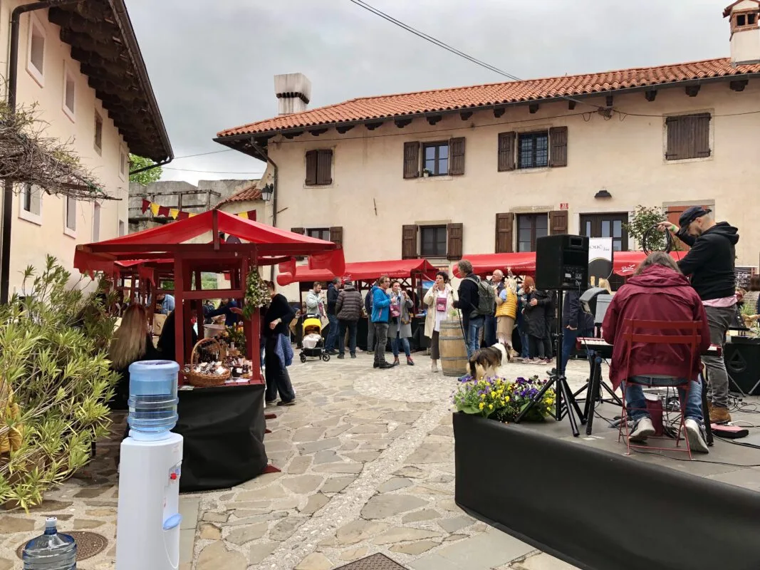 Szene vom Weinfestival Brda in vino